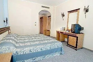 Arcadia 4*